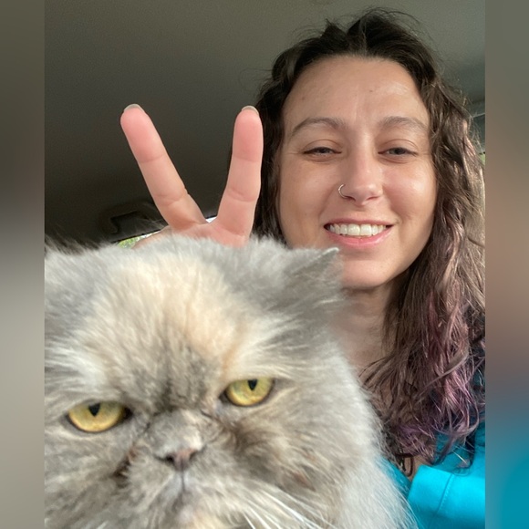 Meet your Posher, Holly - Picture 15 of 15